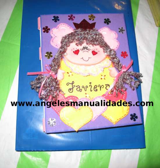 cuaderno con diseño angelita cuaderno