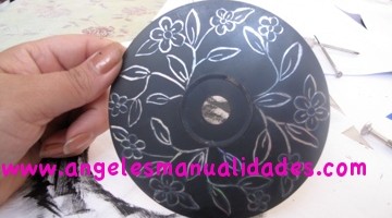 Manualidad con CD Reciclado terminado diseño 1