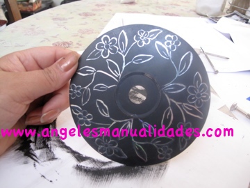 Manualidad con CD Reciclado terminado diseño 1