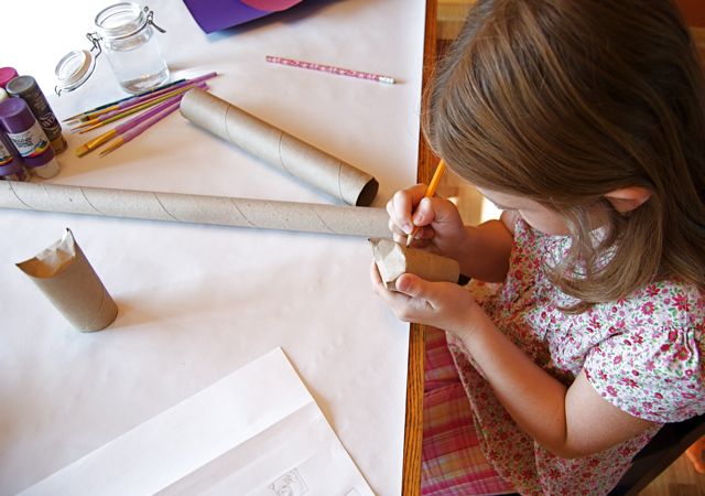 Manualidades para niños: Demarcando
